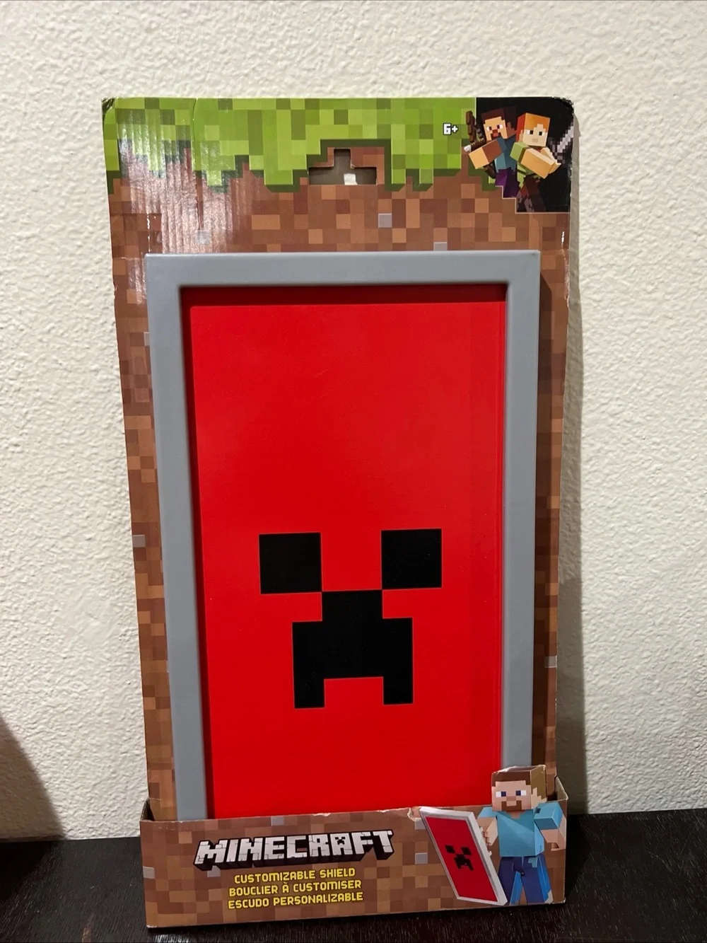 Minecraft Red Creeper Shield